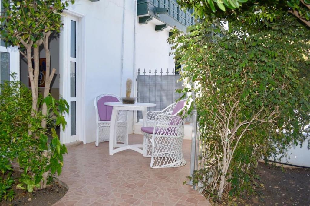 Playa Chica Apt With Terrace 100 M From The Sea بويرتو ذيل كارمين المظهر الخارجي الصورة