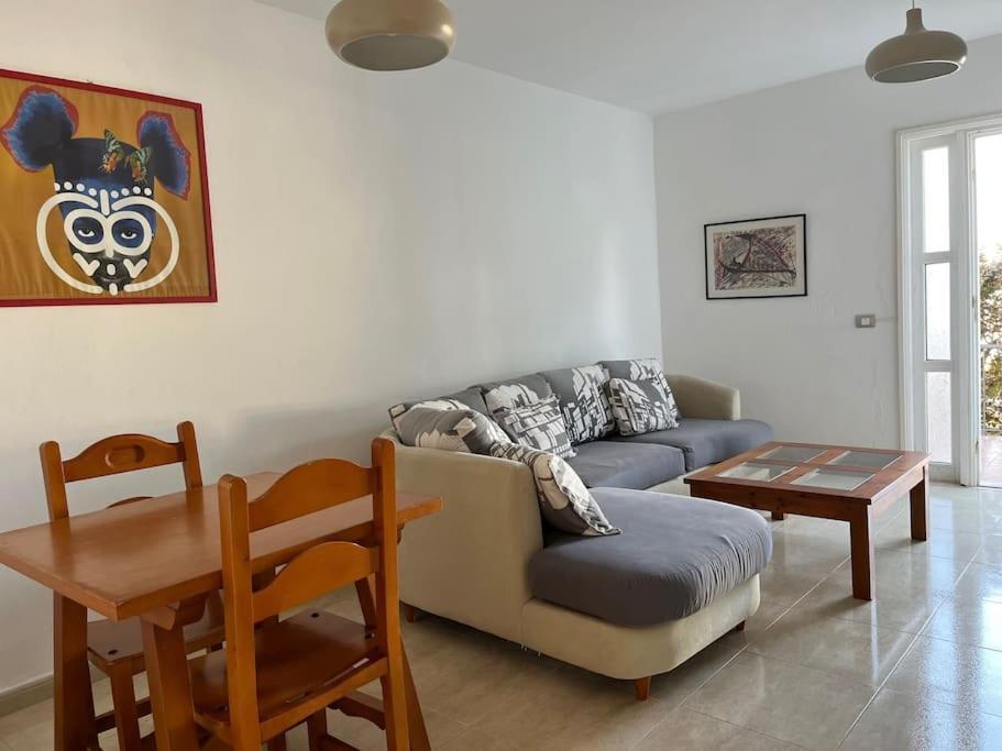 Playa Chica Apt With Terrace 100 M From The Sea بويرتو ذيل كارمين المظهر الخارجي الصورة