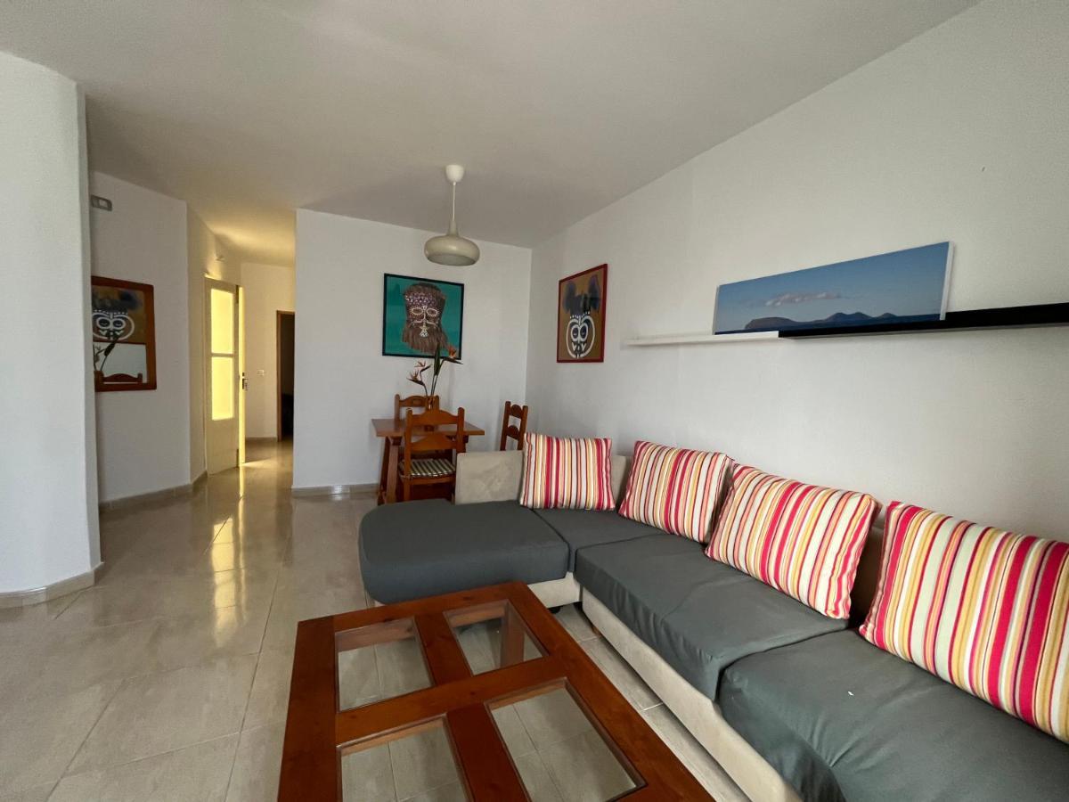Playa Chica Apt With Terrace 100 M From The Sea بويرتو ذيل كارمين المظهر الخارجي الصورة