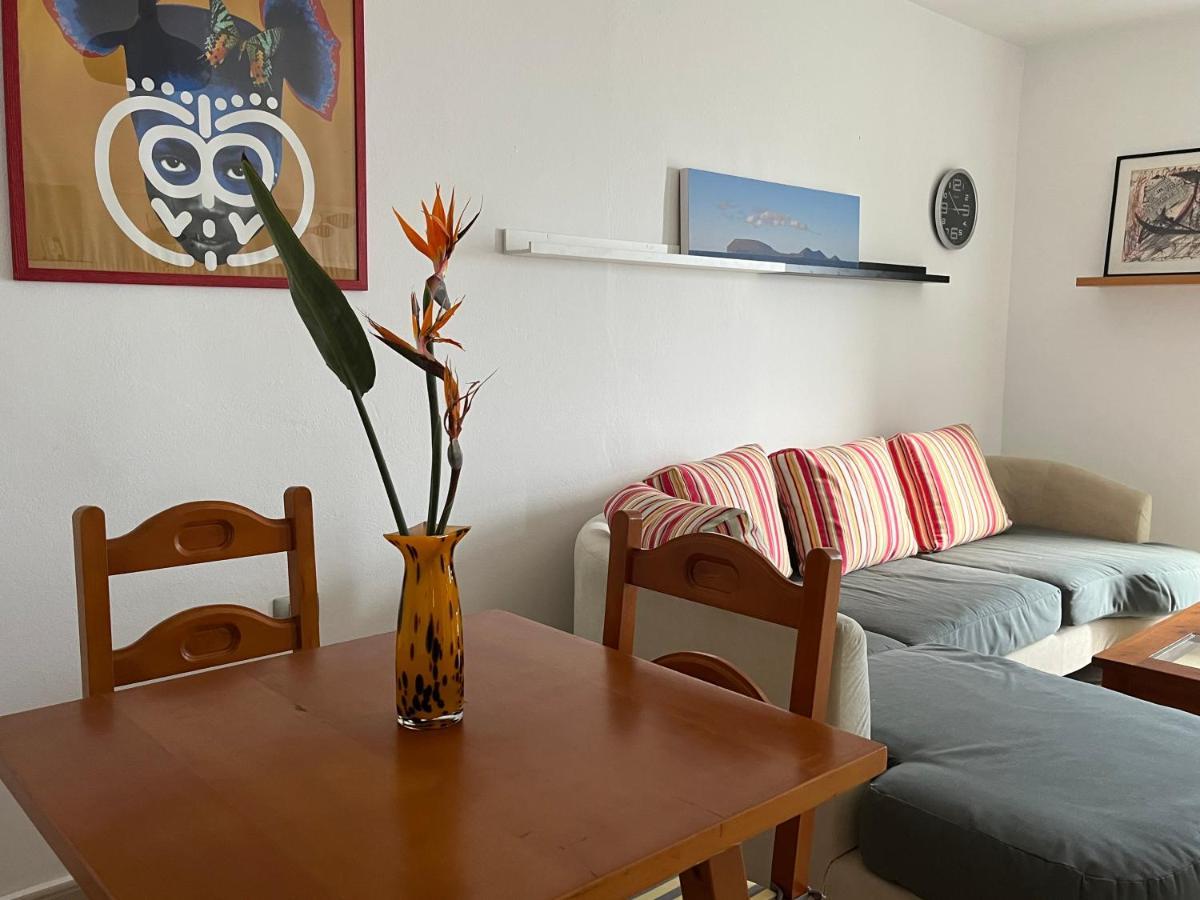 Playa Chica Apt With Terrace 100 M From The Sea بويرتو ذيل كارمين المظهر الخارجي الصورة